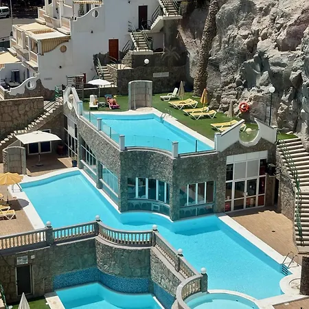 شقة Monsenor Ocean Panorama *